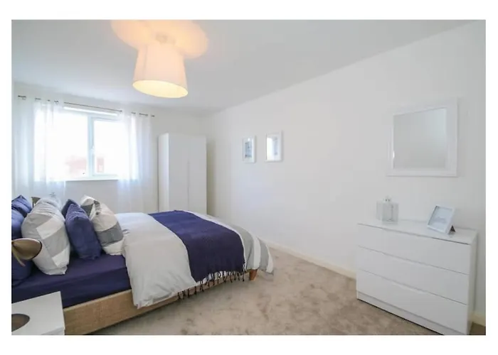3 Bedroom Beautiful Apartment